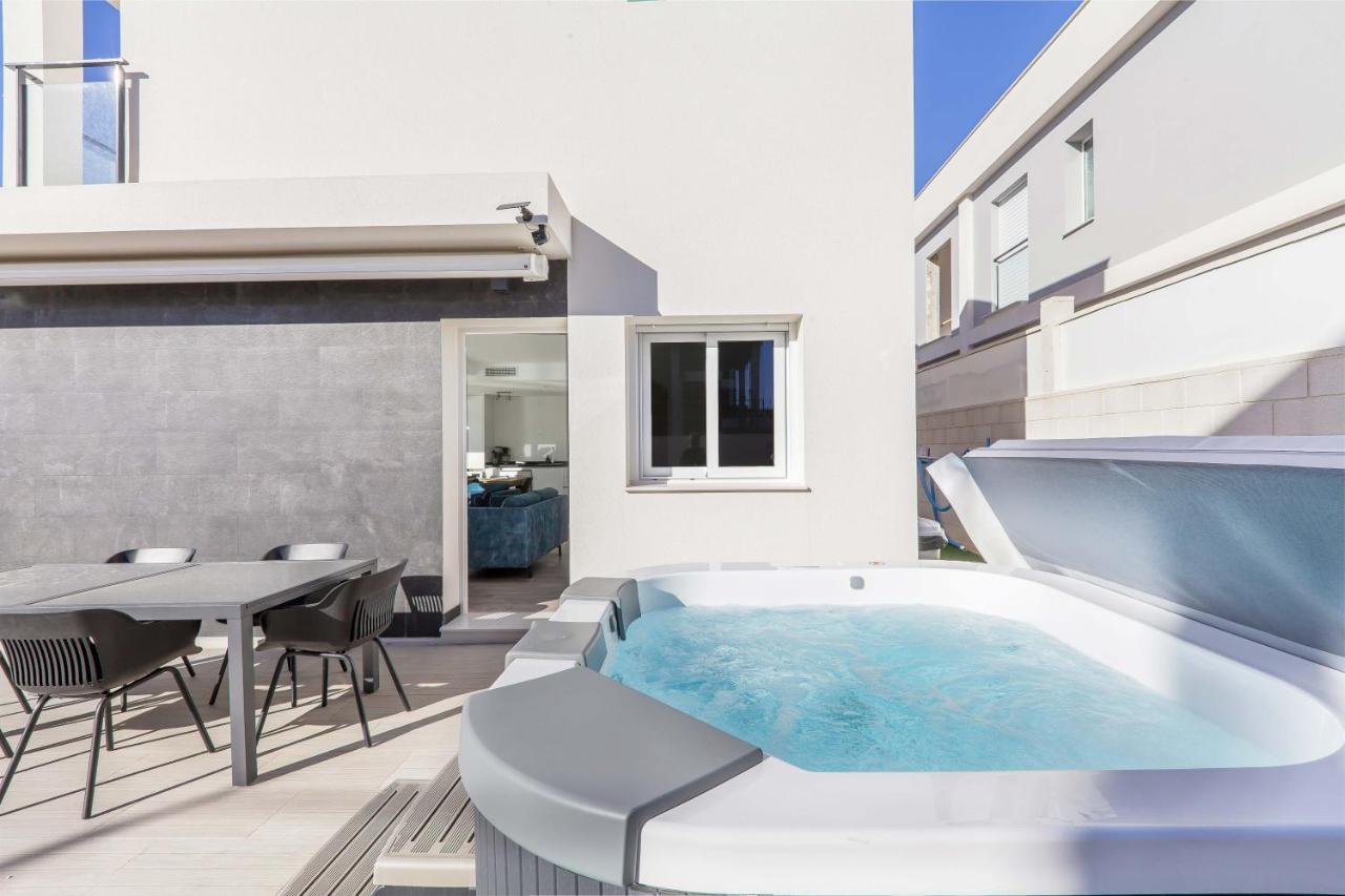 Casa Bos Dolpfin Wellness Luxury Entire Villa Pool&Jacuzzi Gran Alacant near Beach Puerto Marino Esterno foto
